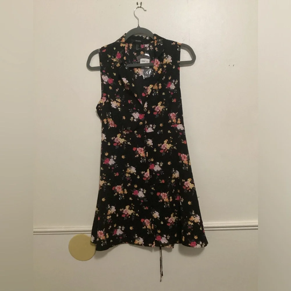 Forever 21 Dress - Picture 2 of 3